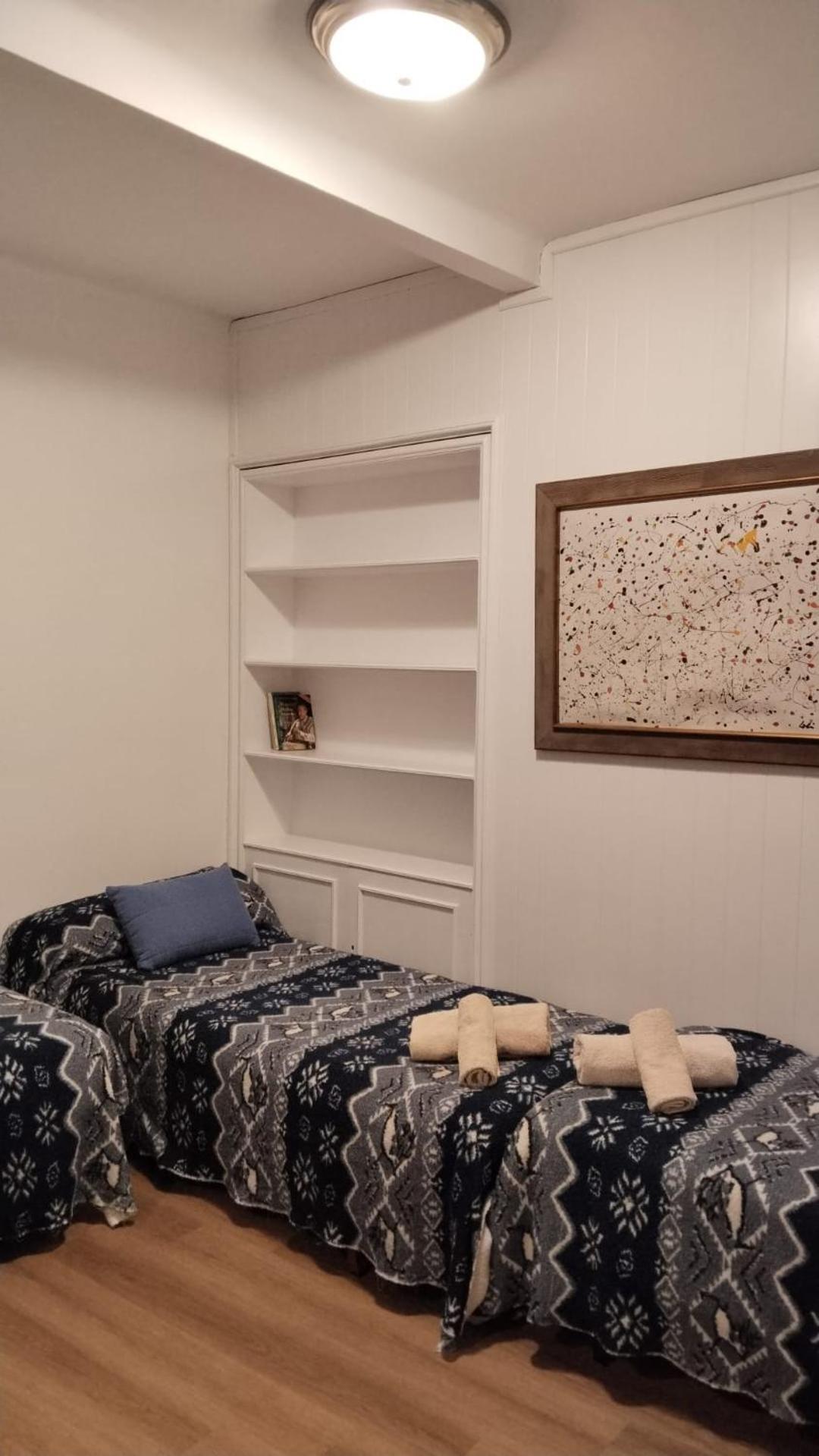 Atico Soleado Apartment L'Hospitalet de Llobregat Luaran gambar